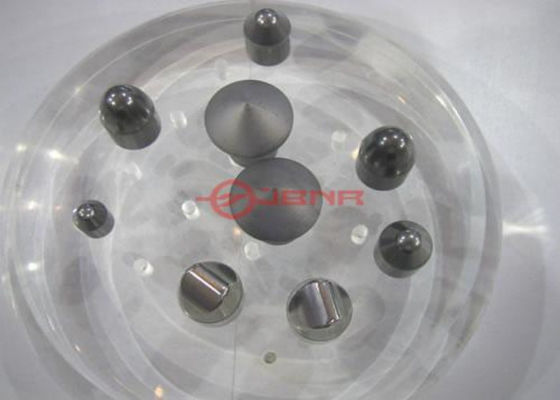 Chine Le carbure de tungstène de fil boutonne des produits de carbure de tungstène pour l'alésoir de rouleau fournisseur