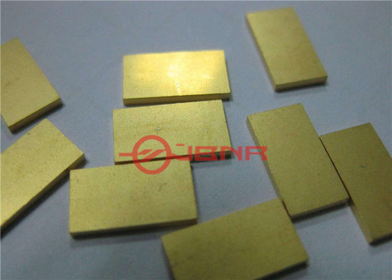 Chine Radiateurs uniformes thermiques de MoCu de dimension particulaire de fine particule pour des circuits de rf et à micro-ondes GaAs fournisseur